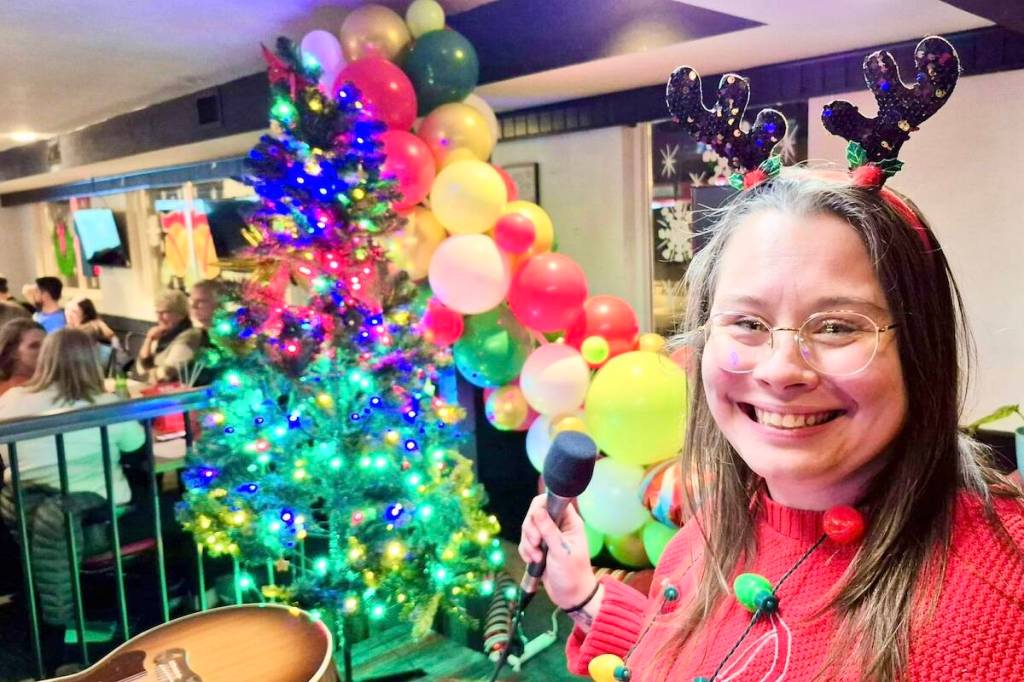 Aldergrove Skating Club hosts music bingo night