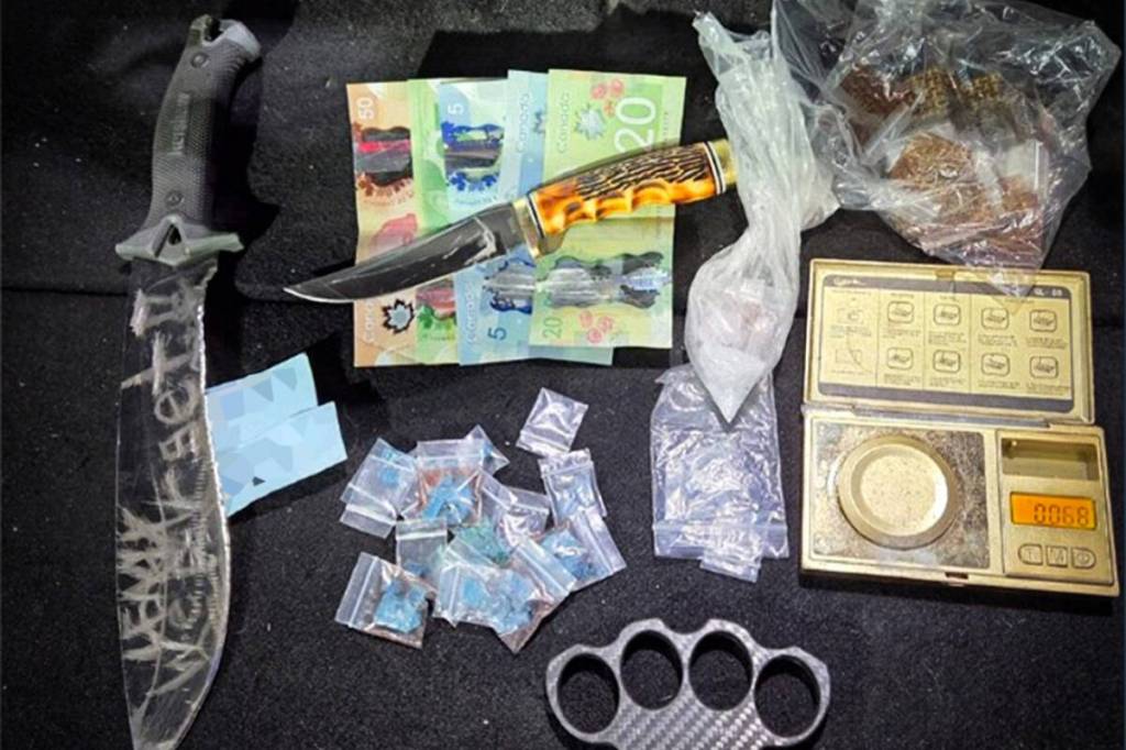 Anti-gang unit makes arrests, seizes drugs and weapons in South Okanagan